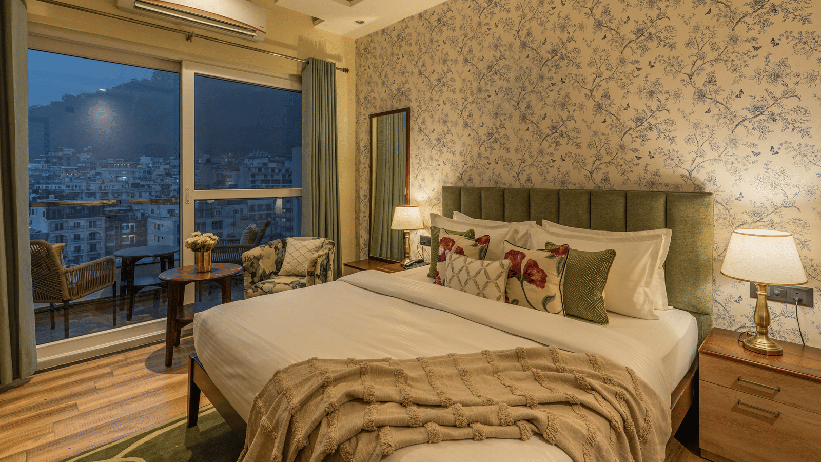 Perfectstayz Premium Pinaaki - Ganges View | Hotels in Rishikesh