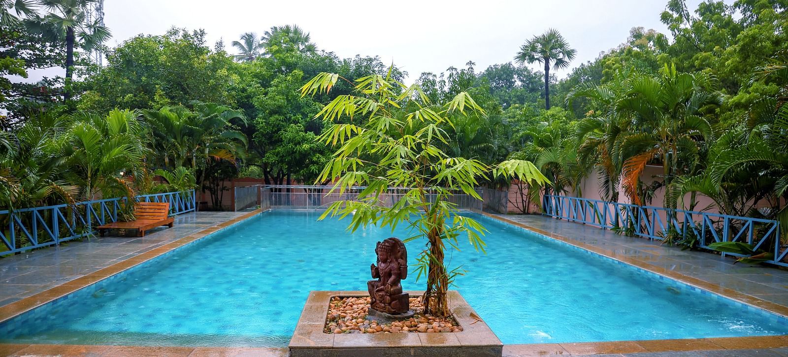 Swimming pool at Mango Hill La Serene, Pondicherry