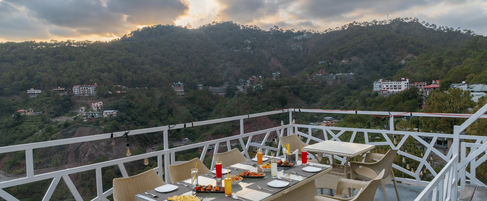 Roof top dinning