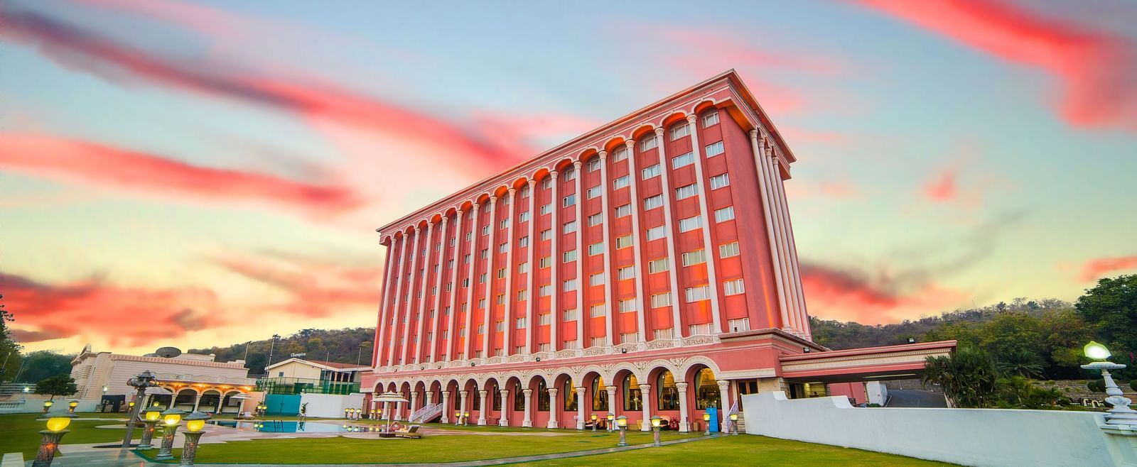 Best 4 star hotel in hyderabad - Sitara luxury hotel Ramoji film city