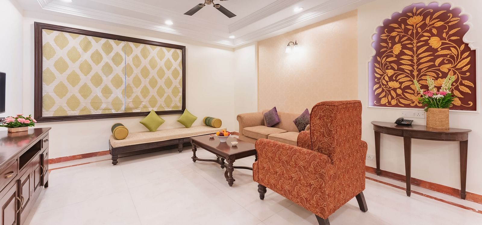Deluxe Suite