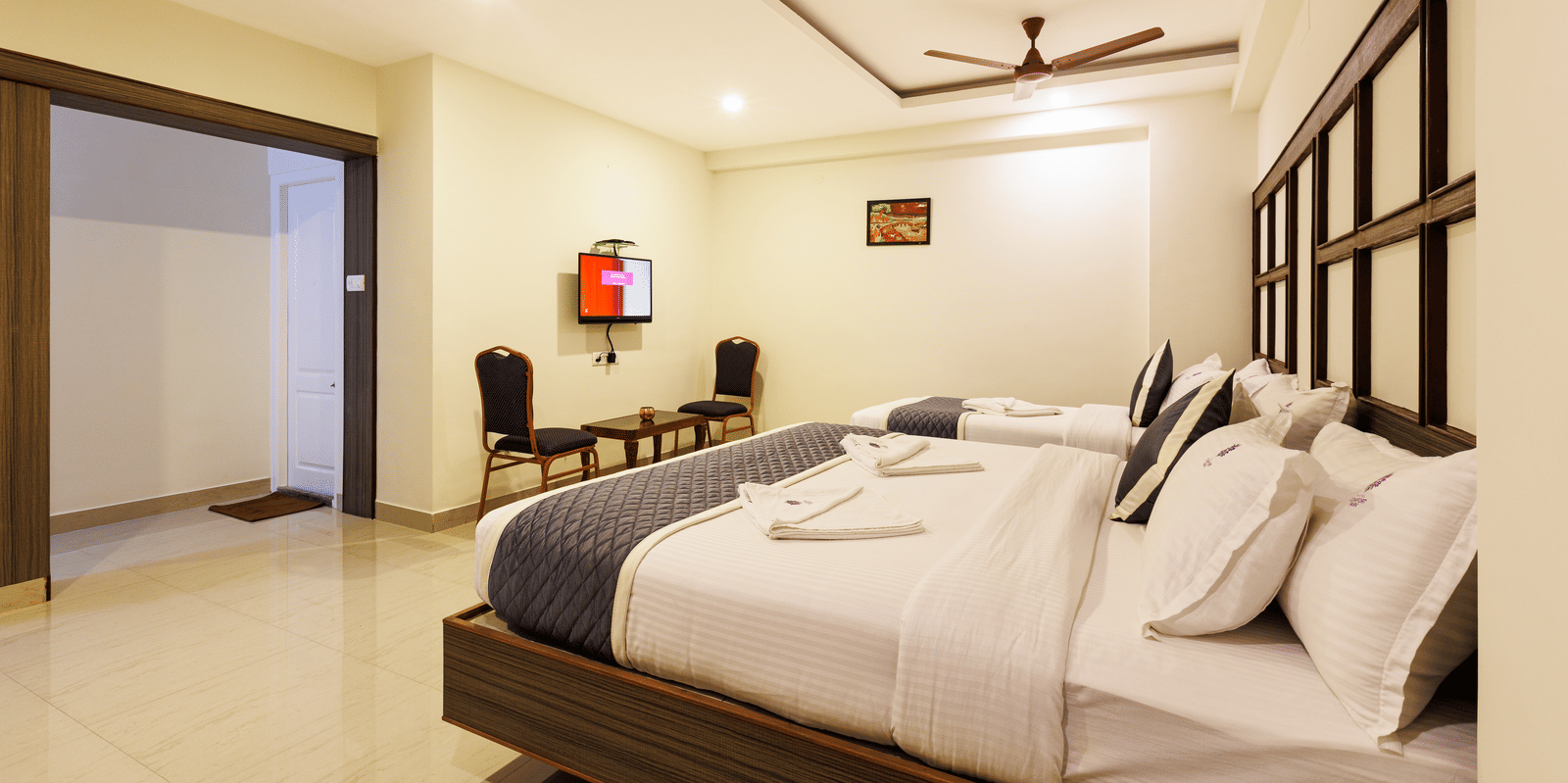 HCP Comfort Triple Room -19