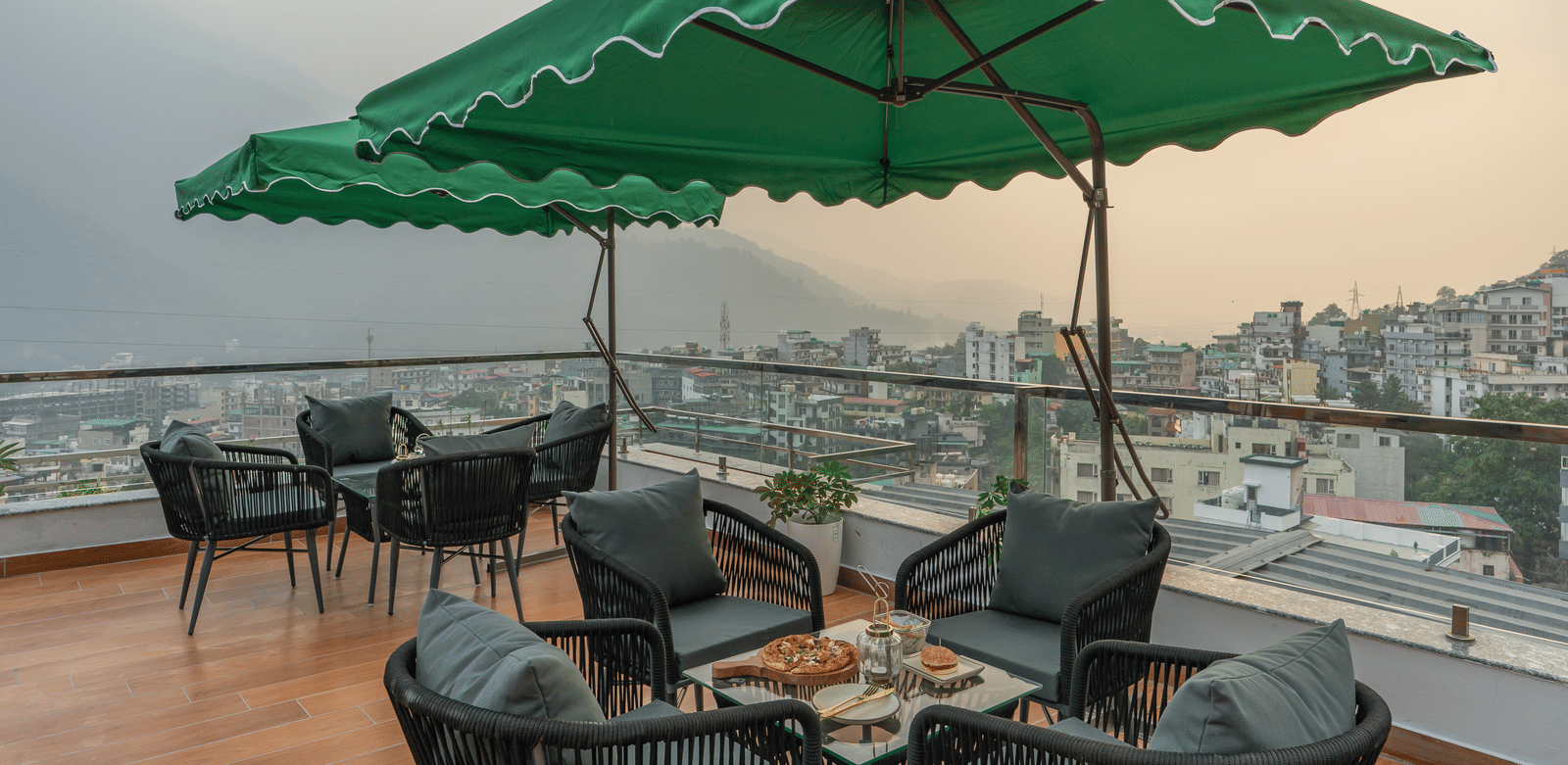Perfectstayz Premium Pinaaki - Ganges View | Hotels in Rishikesh
