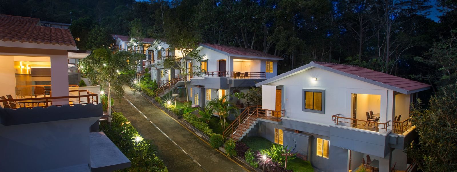 Facade at TGI Star Holiday Resort Yercaud 3