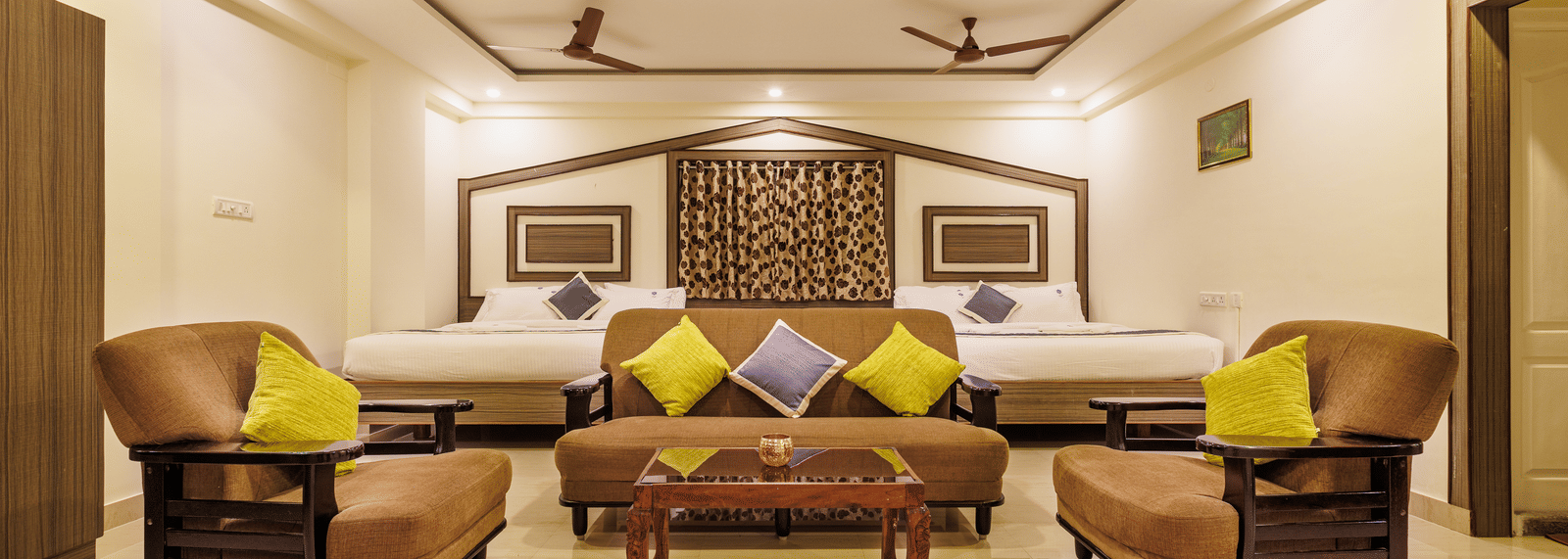 HCP Comfort Family Room -11