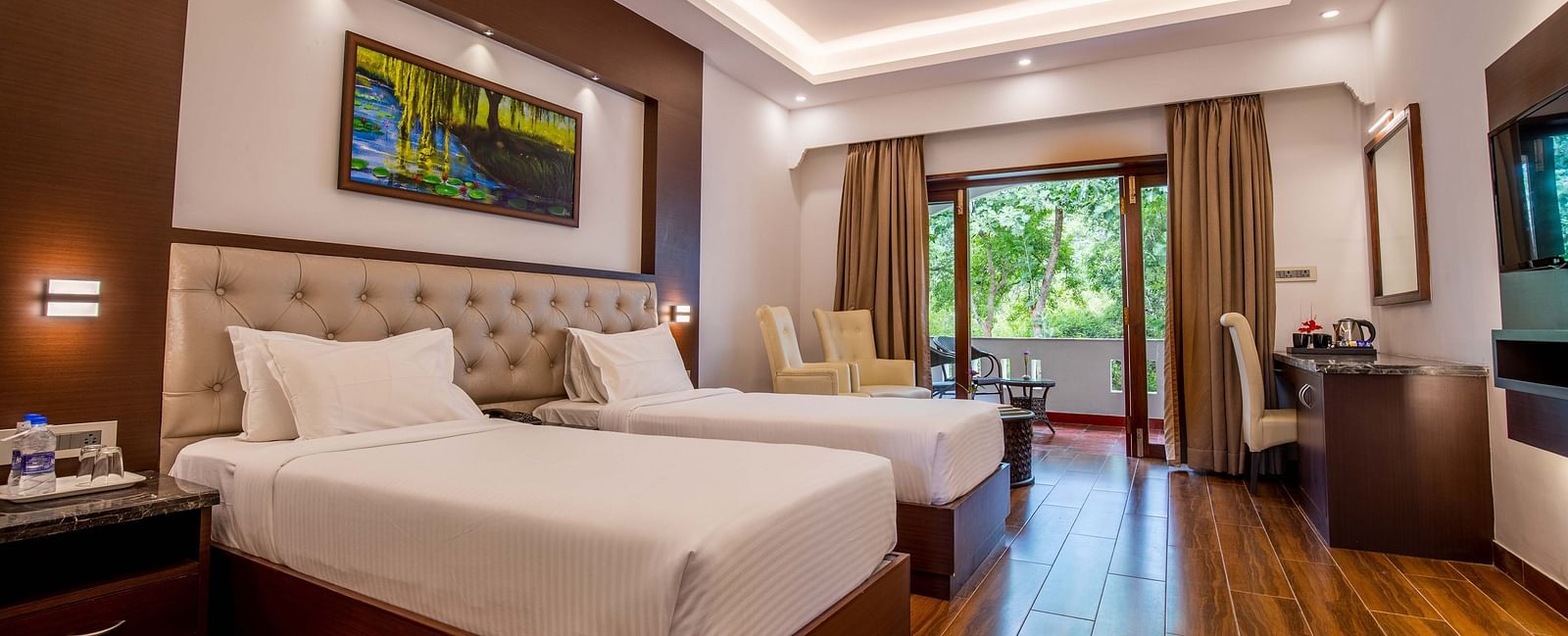 deluxe twin room