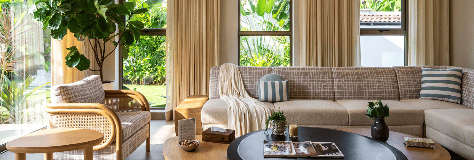 casa-tia-living room 3