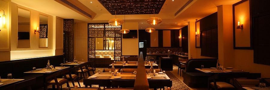 RESTAURANT 3 - V Five Hotel