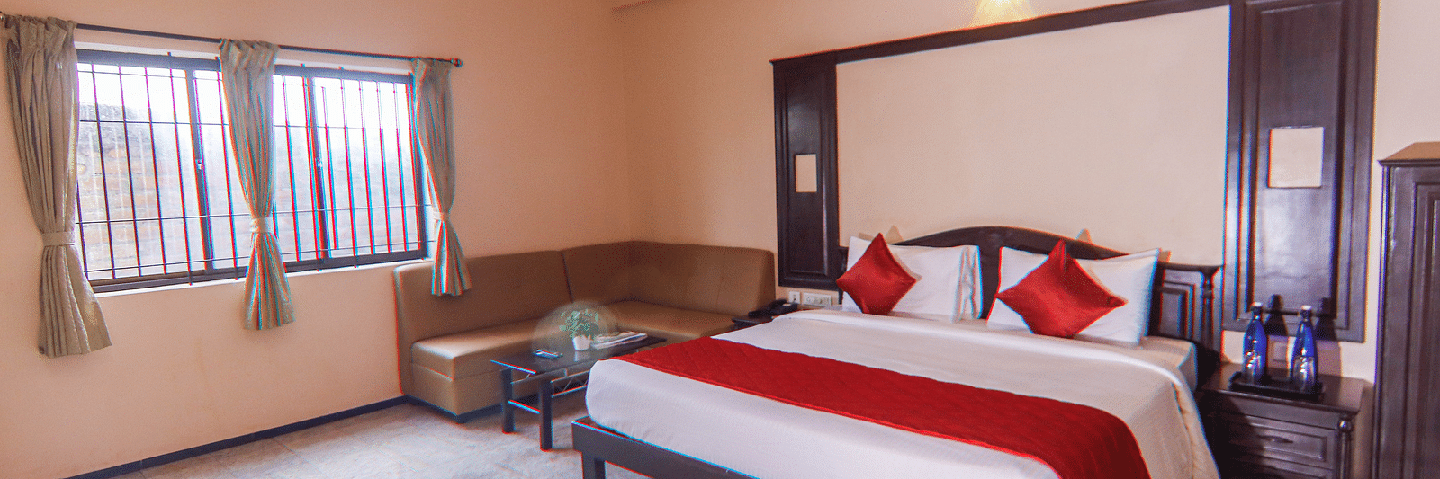 SUITE 207 FRONT VIEW