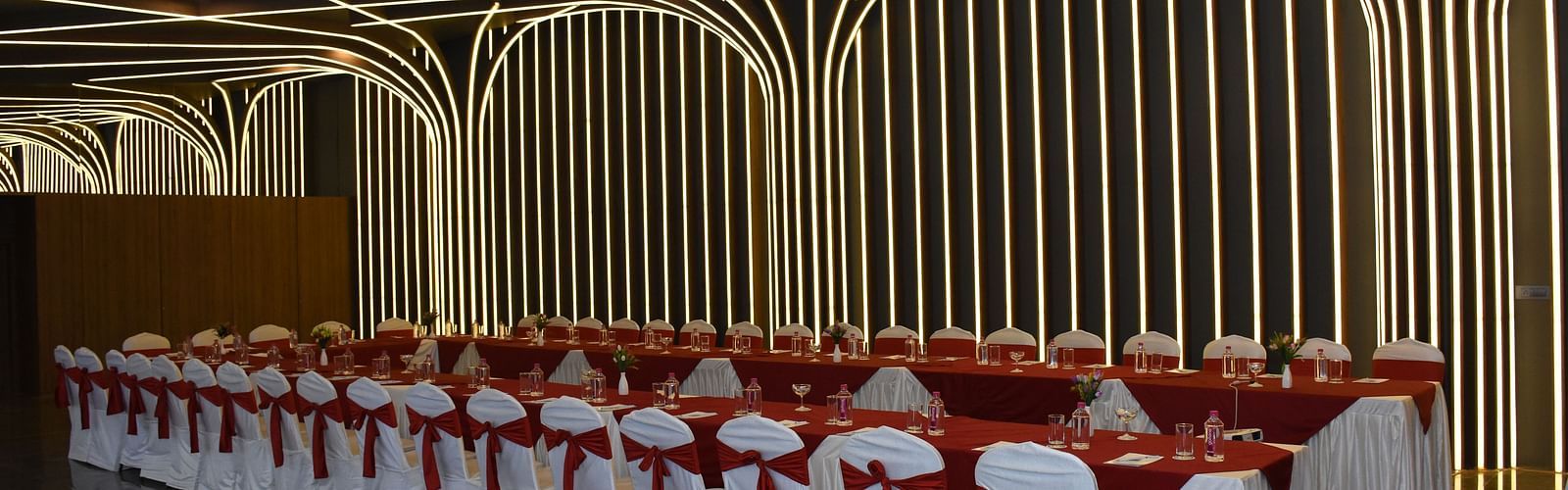 banquet hall at the comfort inn sapphire, jaipur