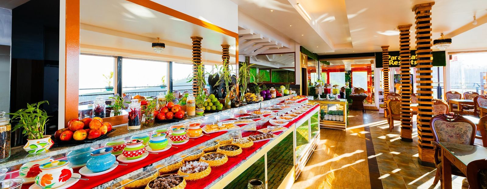 Dining at Parakkat Nature Hotel and Resorts, Munnar 1