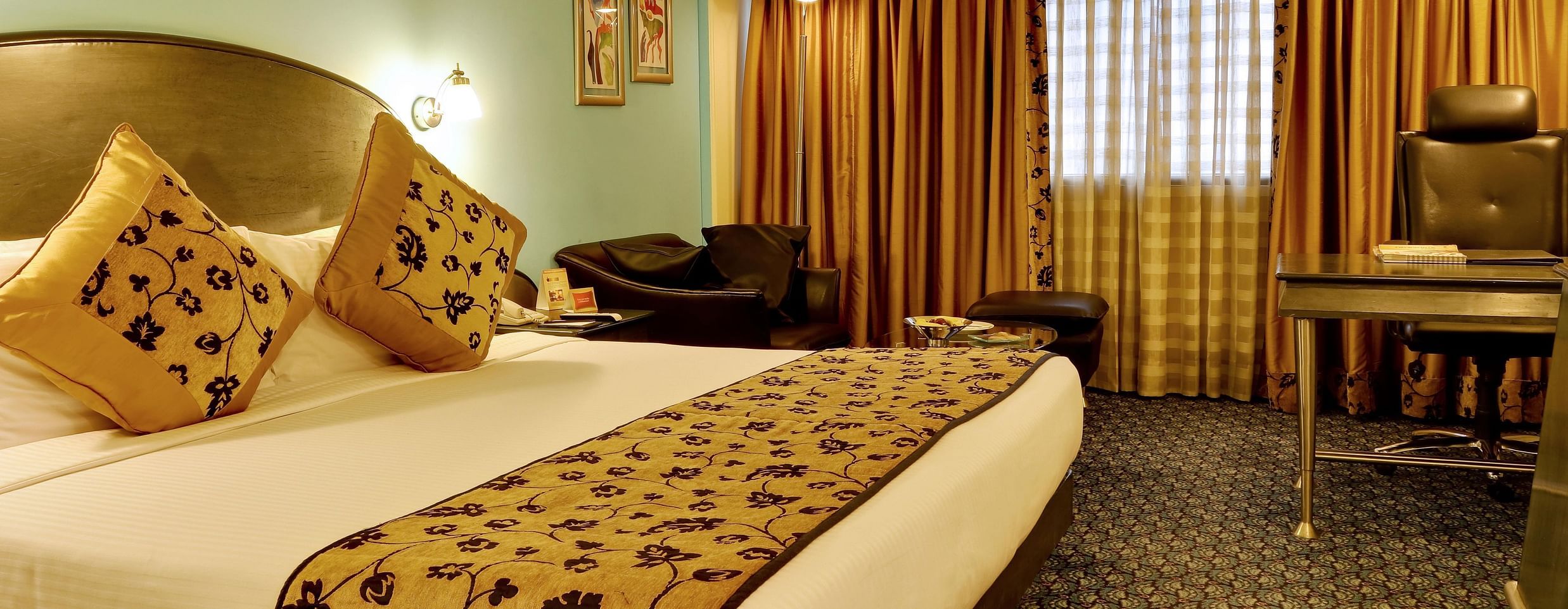 club premiere room