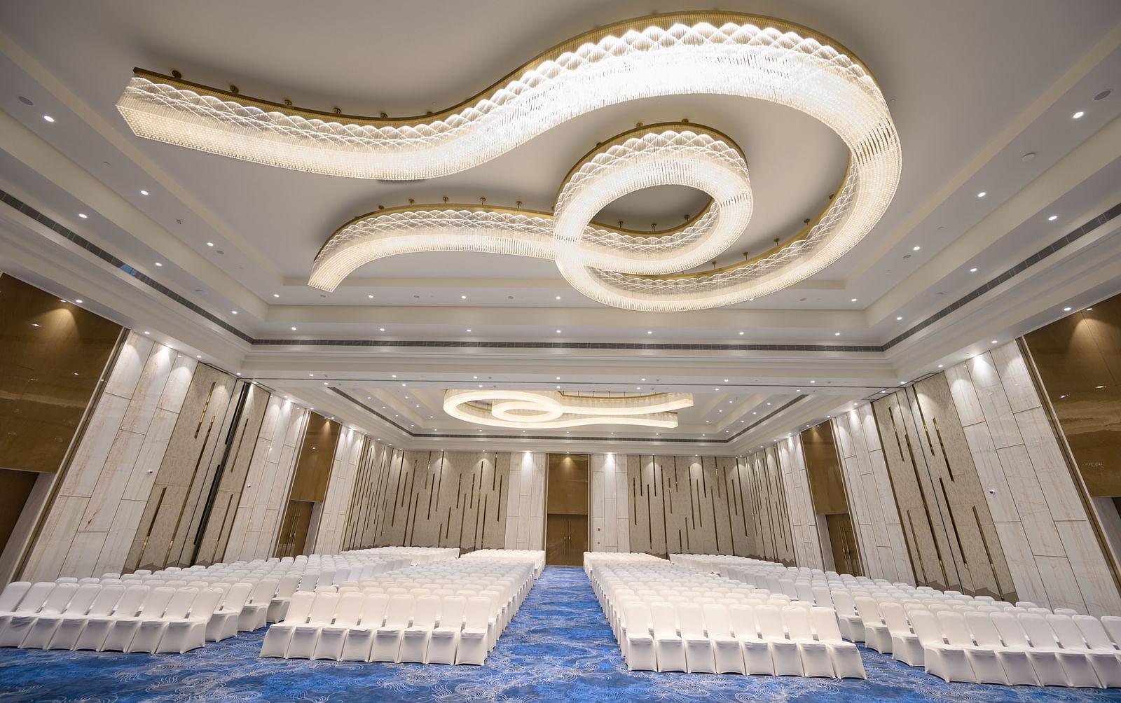 Mirai Ballroom Full 2