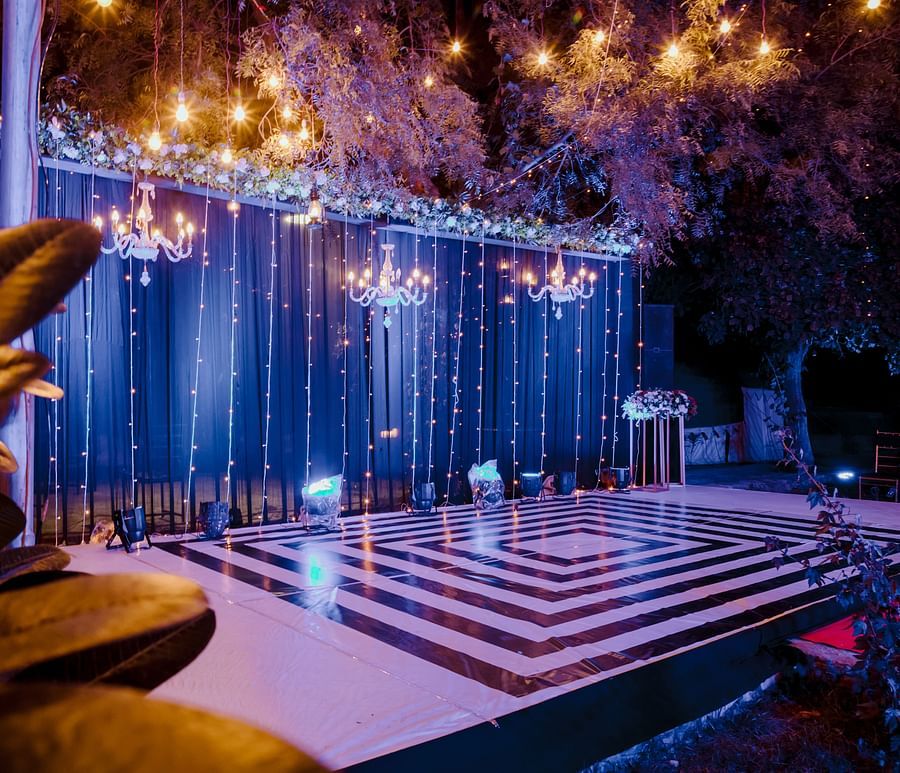 Sangeet @ Temple Lawns - 9- Destination Wedding Resorts in Jaipur