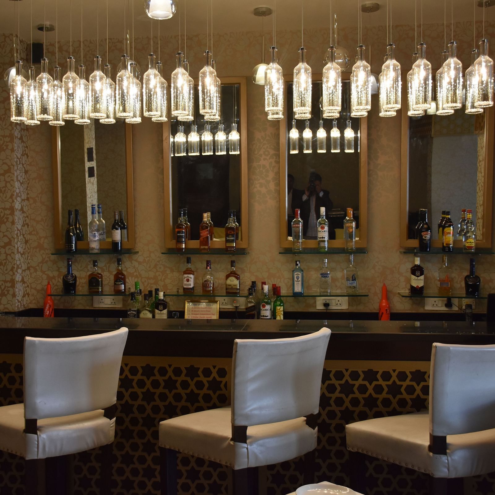bar at the comfort inn sapphire, jaipur