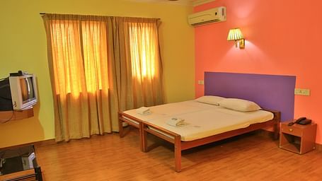 Hotel Srinivas, Kochi Cochin Double Non- AC Room Hotel Srinivas Kochi