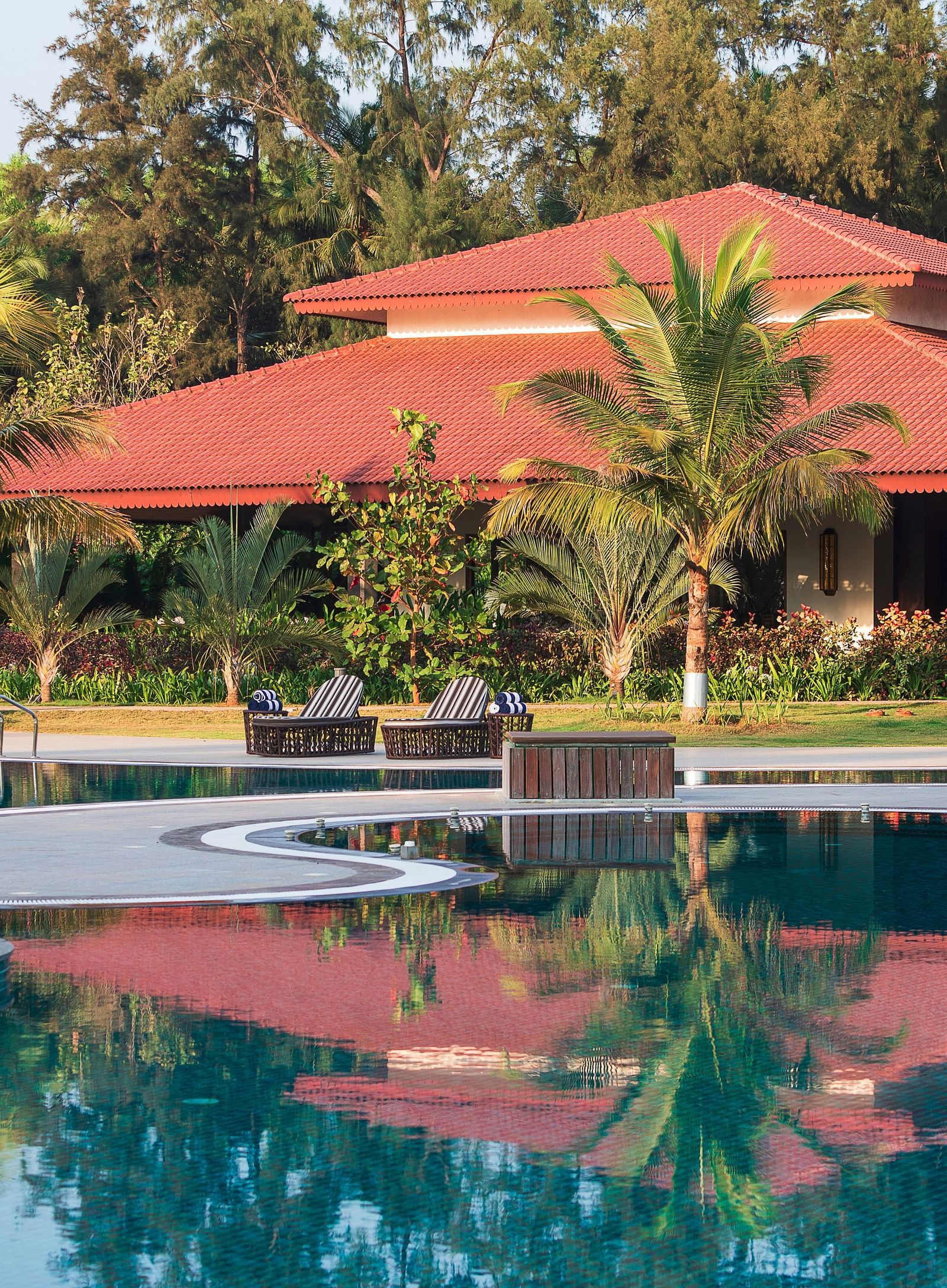 Gamyam Retreat, Kumta - The restaurant building in the backdrop of our beautiful swimming pool