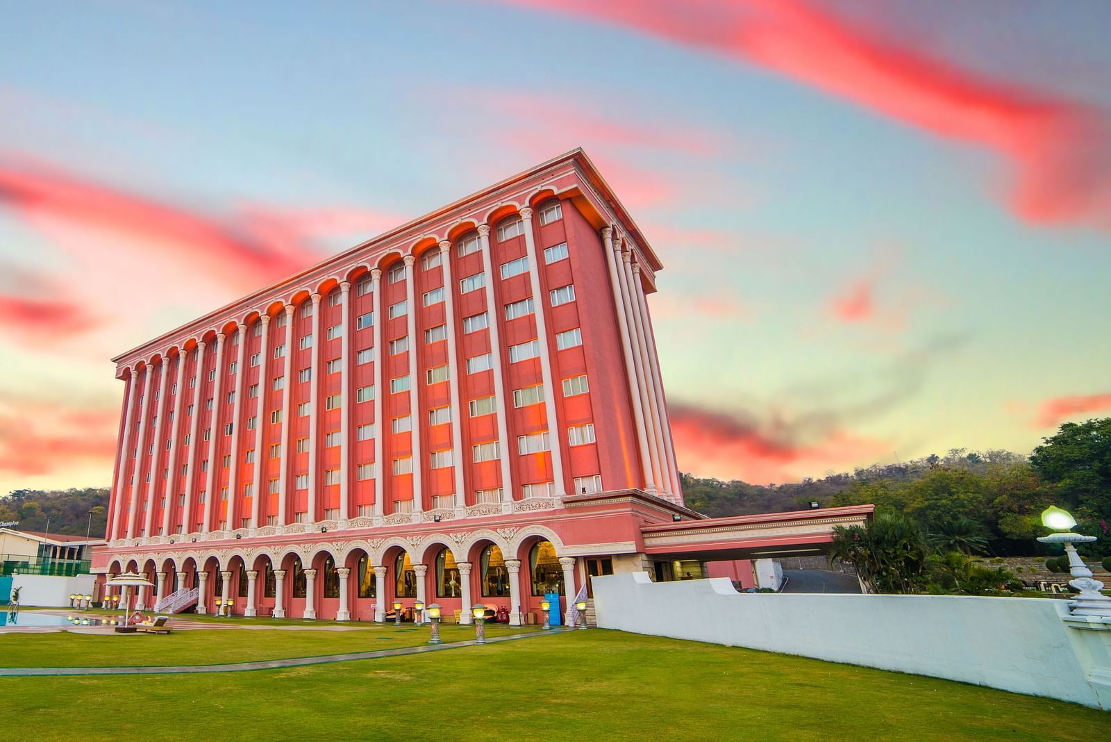 Best 4 star hotel in hyderabad - Sitara luxury hotel Ramoji film city