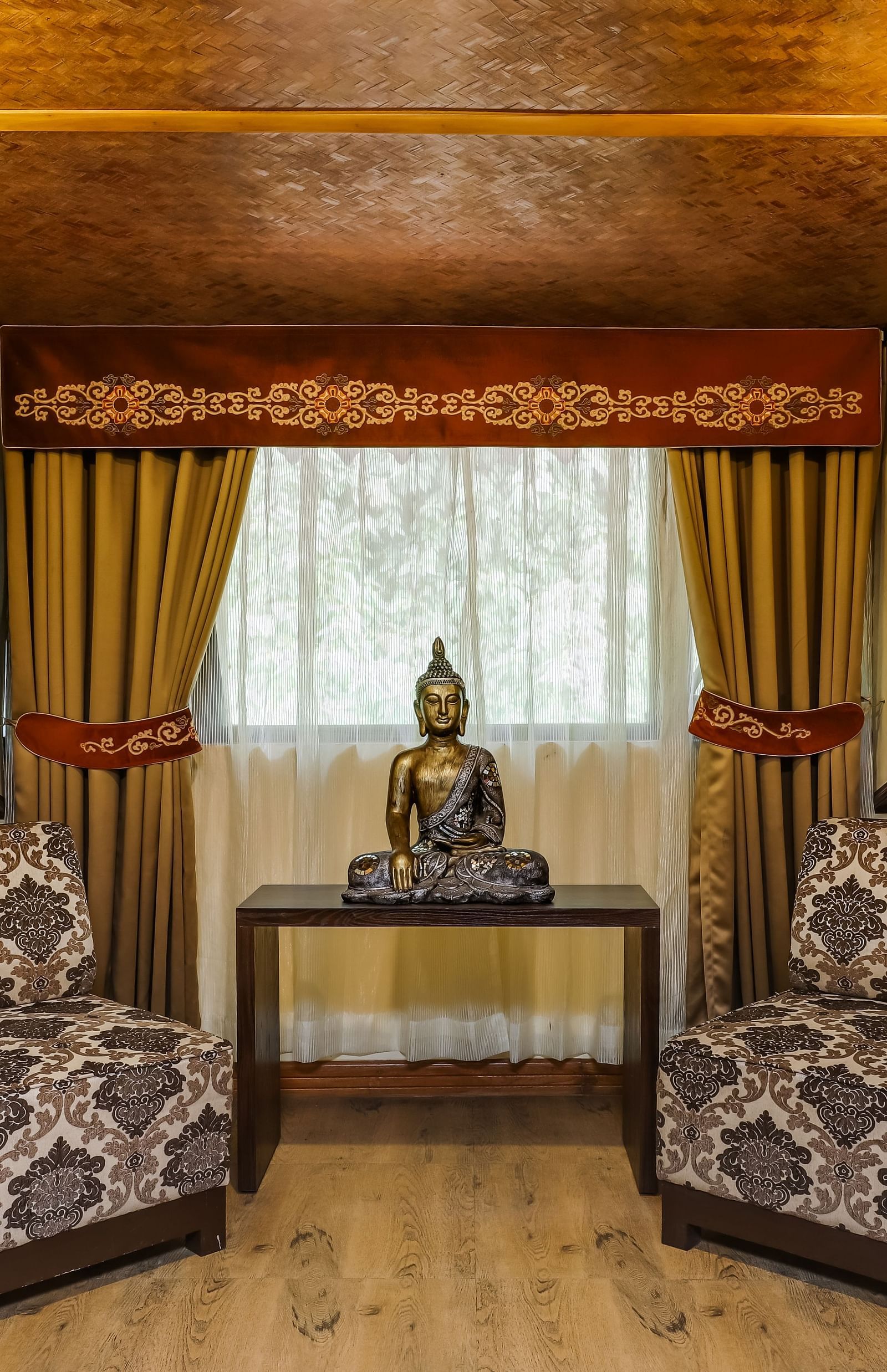 waiting area of our spa in Darjeeling