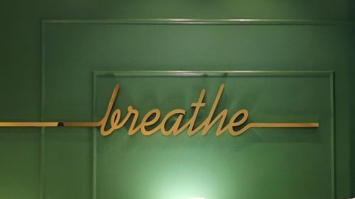 deluxe rooms in bandra at theory9 service apartments