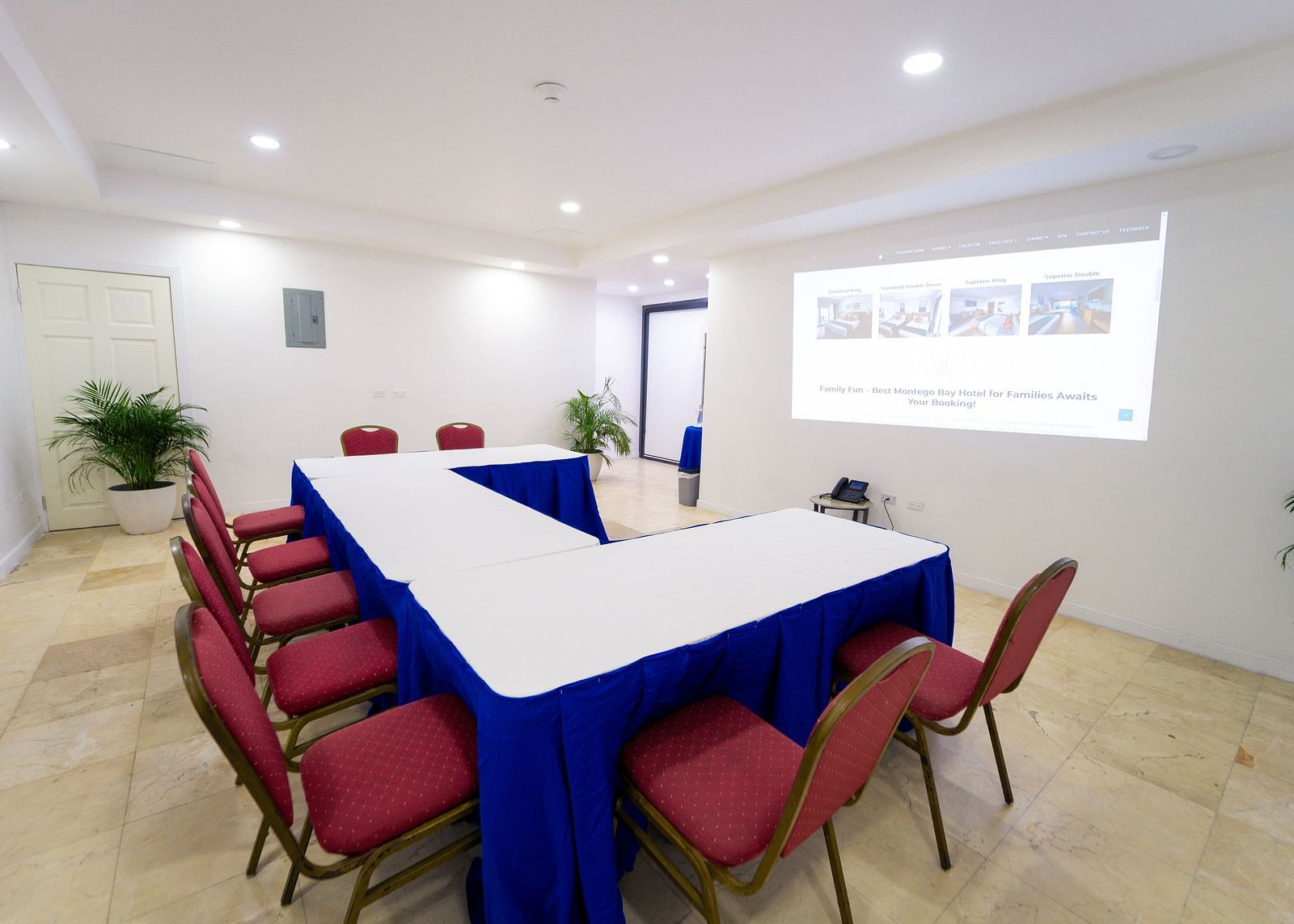 An u-shaped seating arrangement observed in a conference hall in Montego Bay, Jamaica - Hotel 39, Jamaica (Montego Bay)