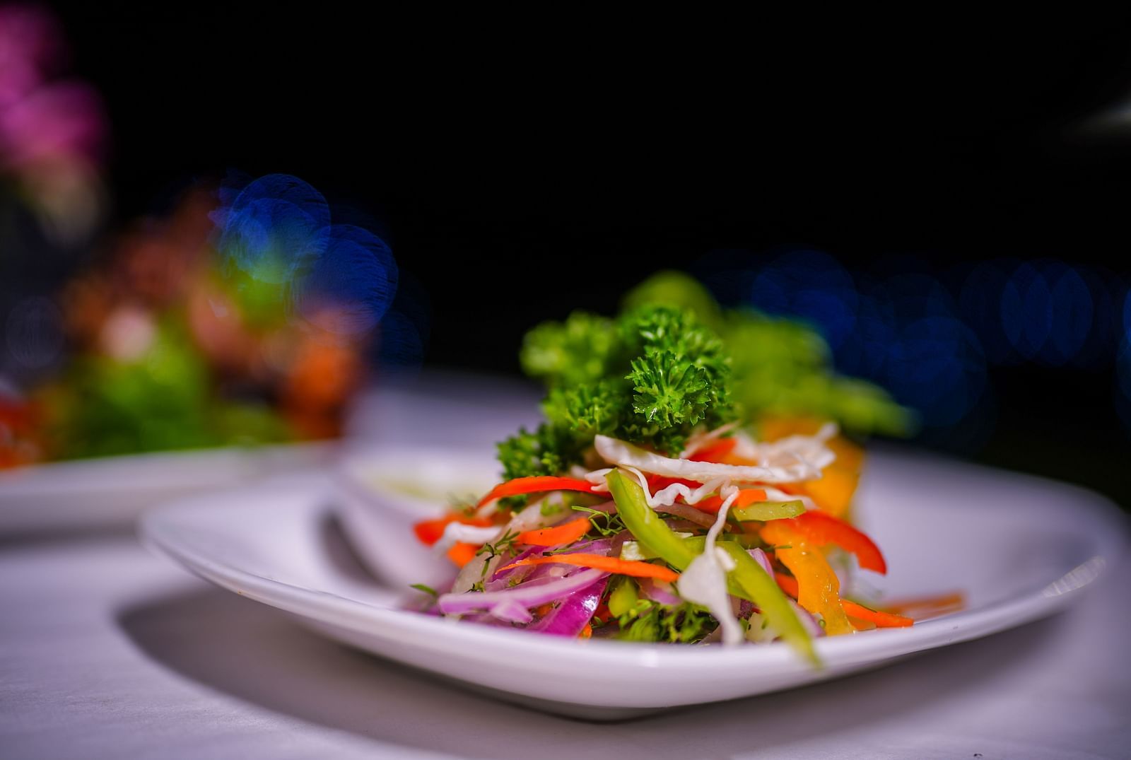 shredded cucumber, carrot and onion served on a platter at La Montana By TGI, Ooty