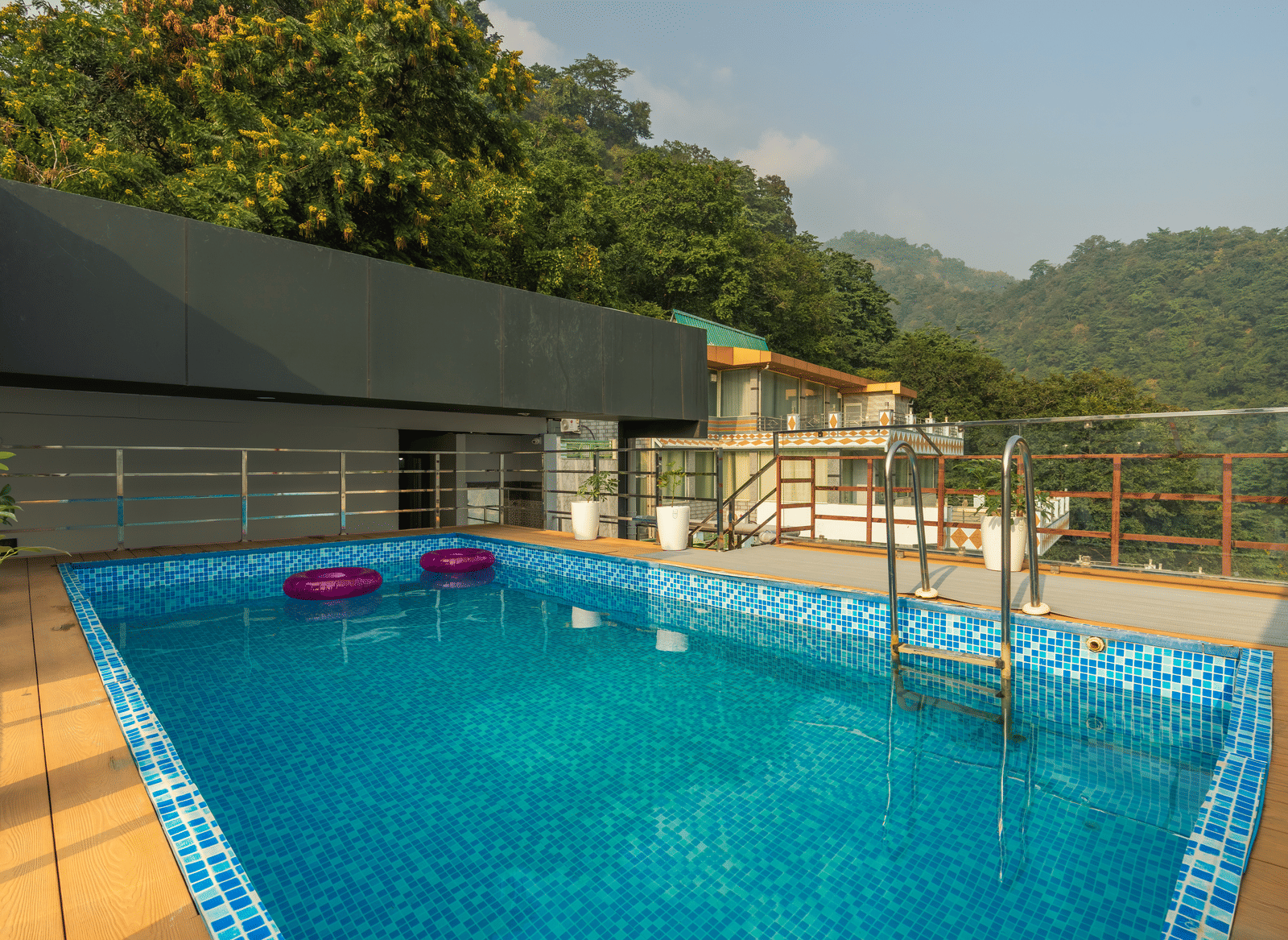 Perfectstayz Premium Pinaaki - Ganges View | Hotels in Rishikesh