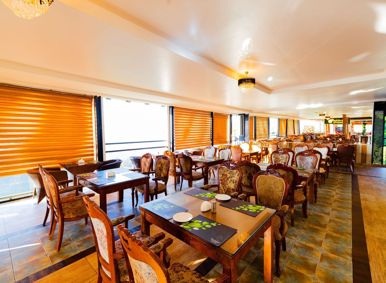 Dining at Parakkat Nature Hotel and Resorts, Munnar 4