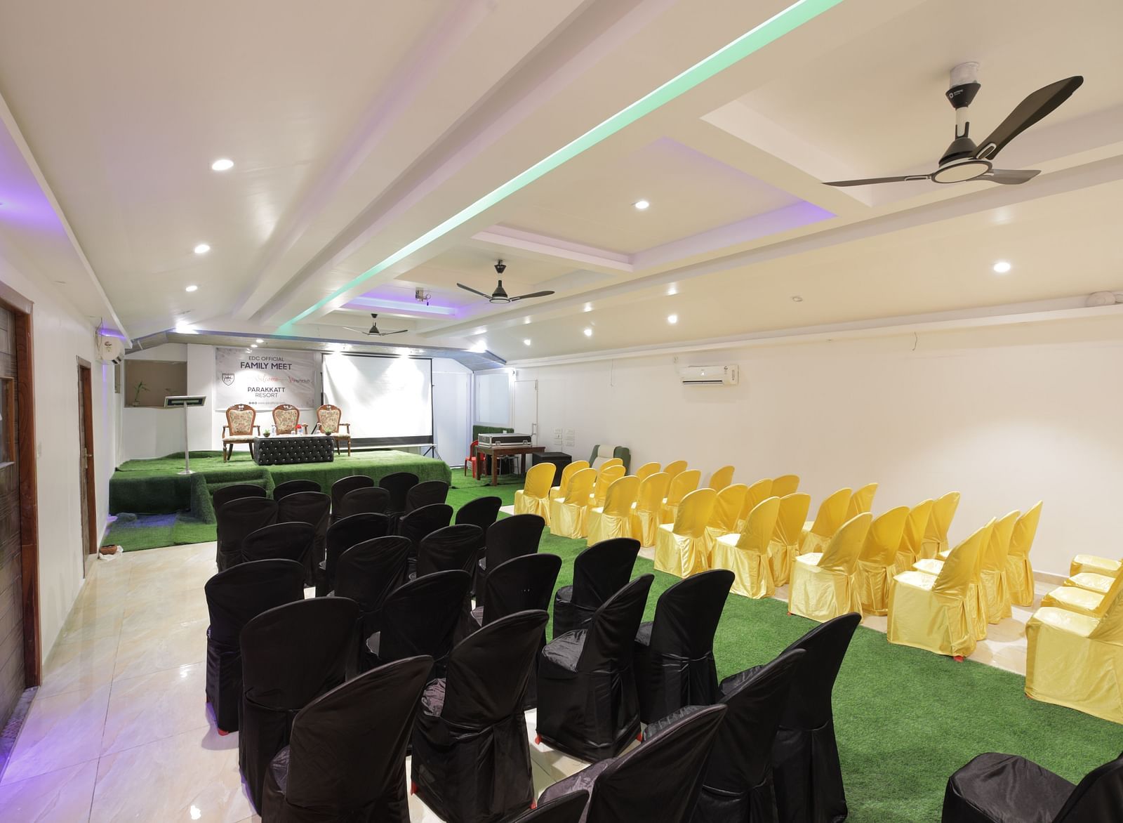 Parakkat conference Hall at Parakkat Nature Hotel & Resorts, Munnar 2