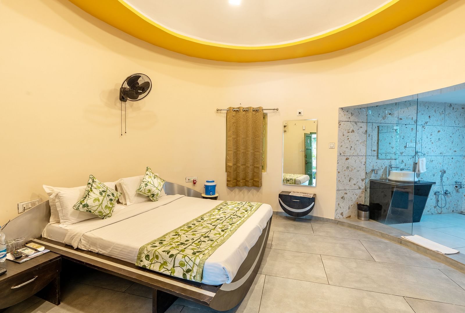 A room with with a double bed at Saavaj Resort