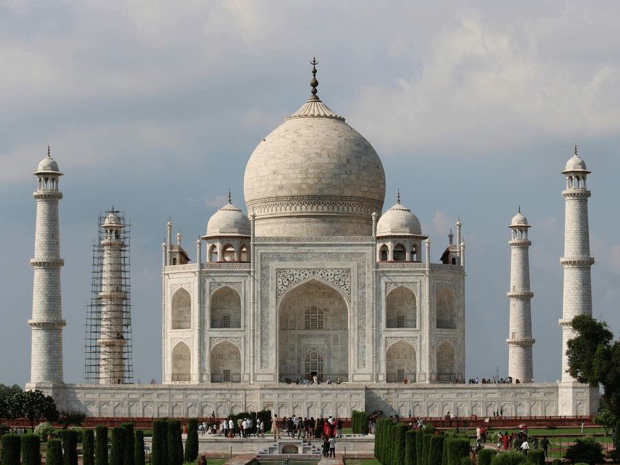 Scenic view of Taj Mahal