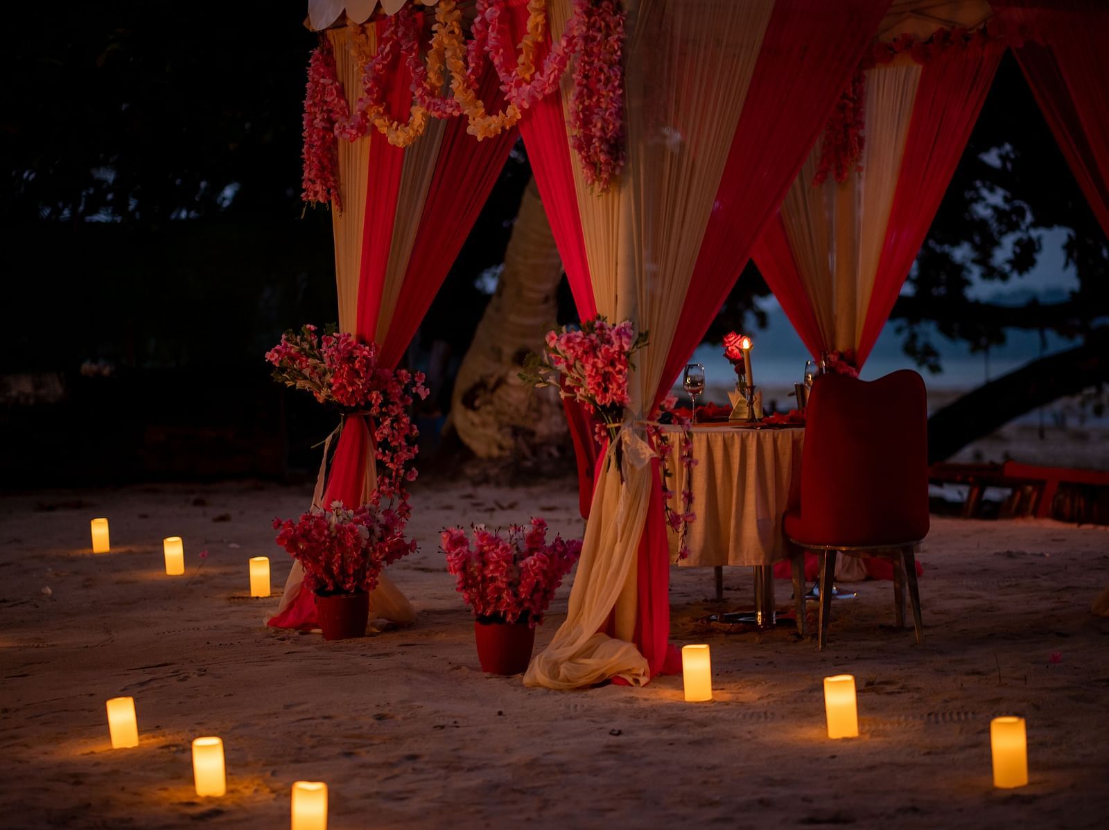 Romantic dinner set up at Coral Reef Hotel & Resort 