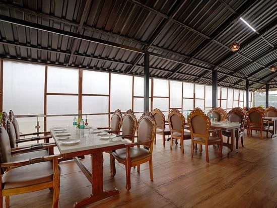 Restaurant in Goan Beach resort 