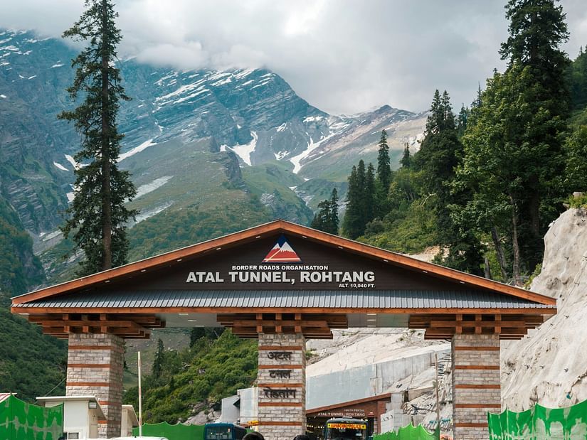 Image of the entry gate of the Atal Tunnel