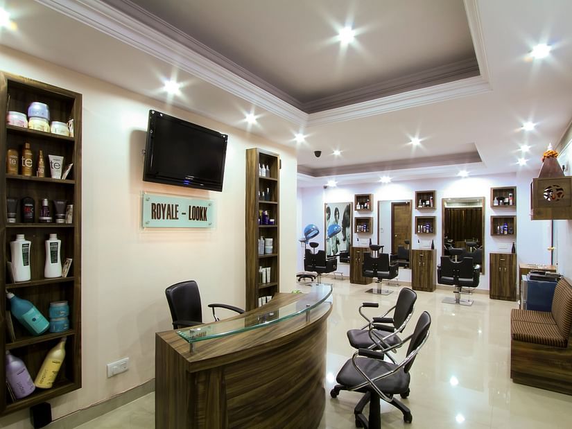 Salon The Piccadily Lucknow