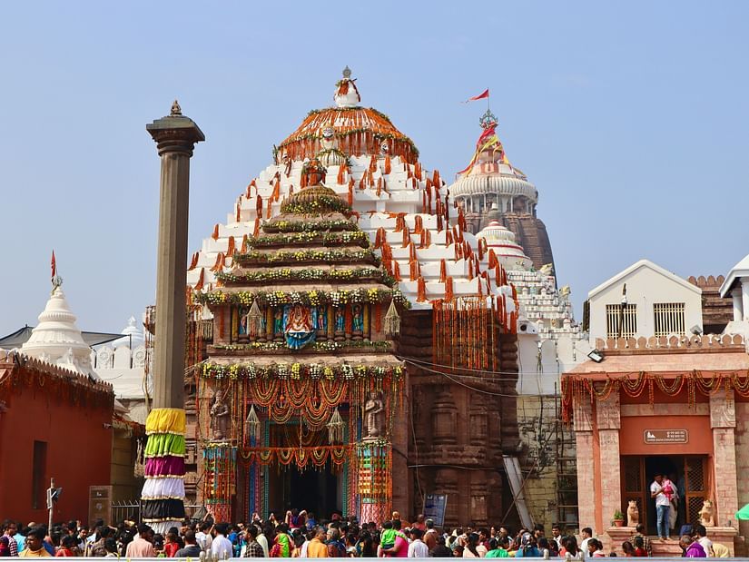 A crowd of devotees in front of Jagannath Temple in Ranchi.