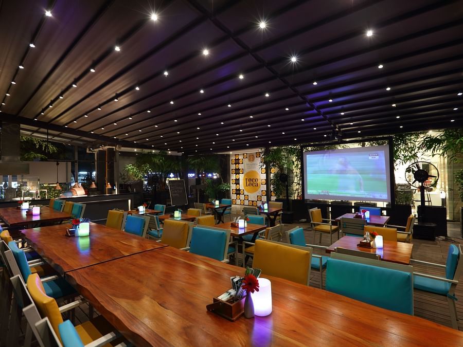 The Empresa Boutique Hotel - the inside sitting area at Loca Loca Bistro in Andheri