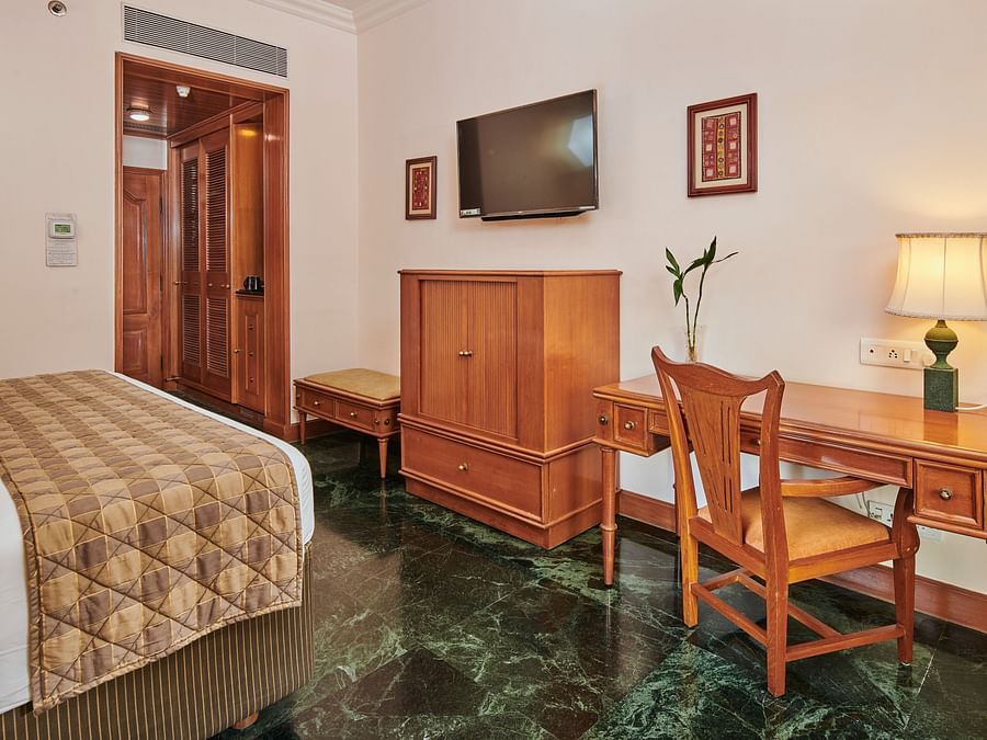 Room 2B 1