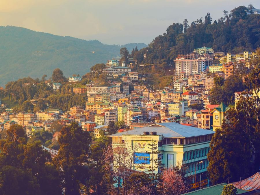 A panoramic bird eye view of Gangtok 2