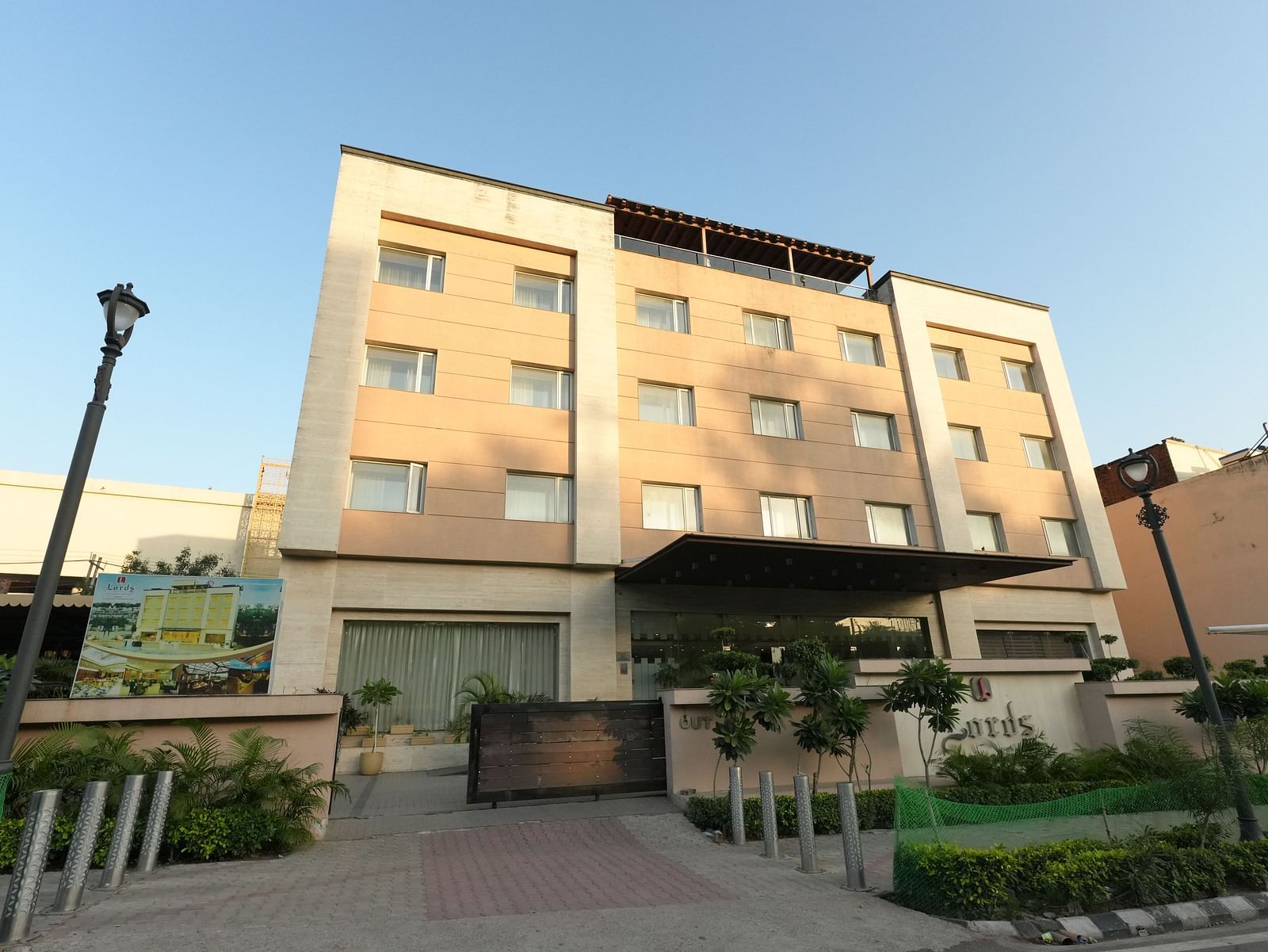 Grand Plaza Facade
