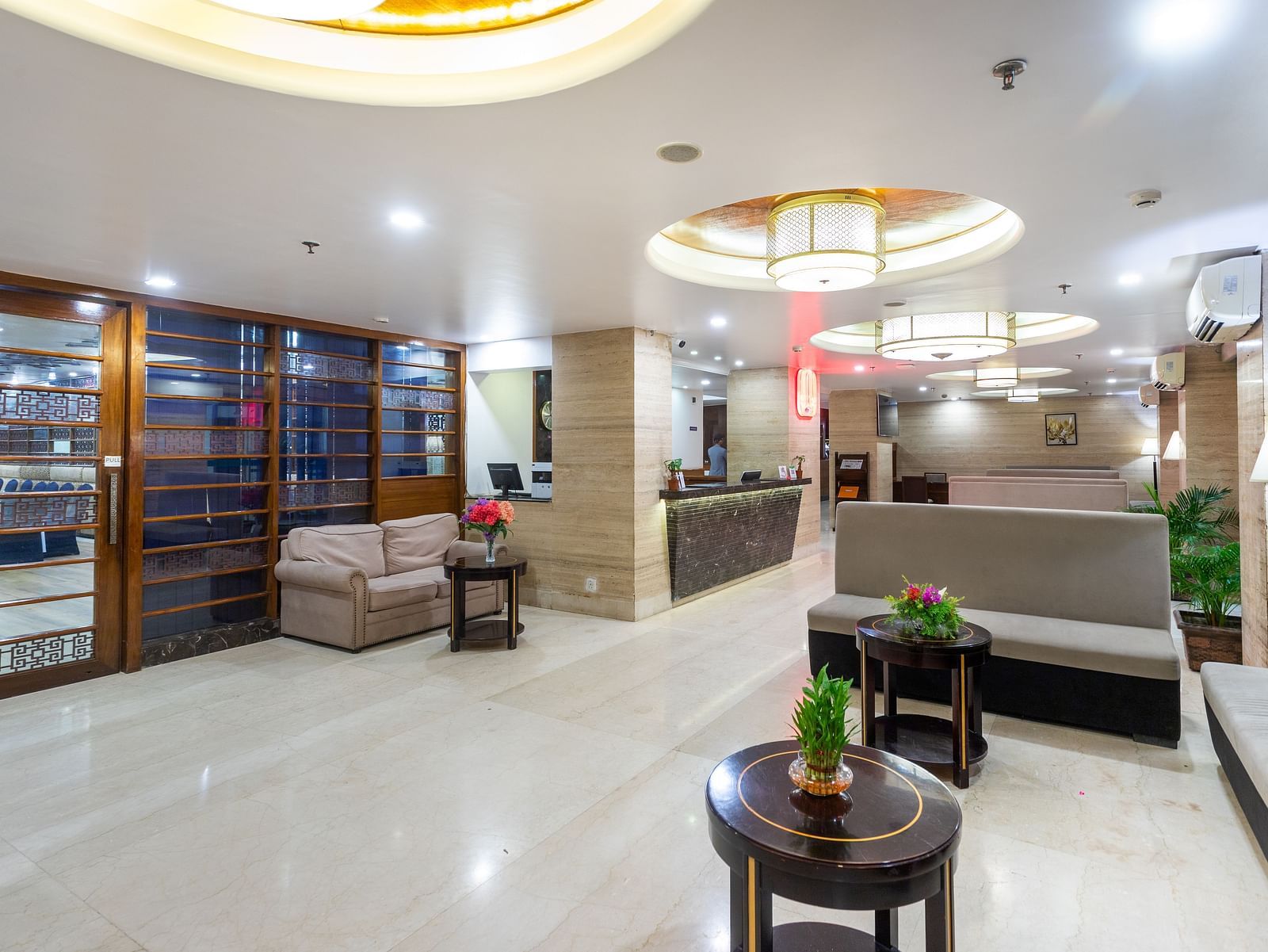 LOBBY AREA(1)