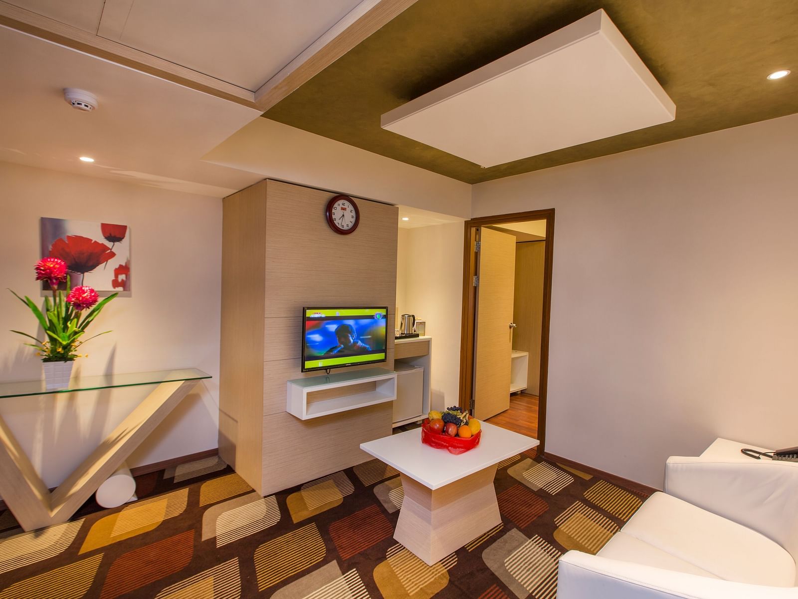 An image of a washroom of Suite at Hotel Pai Viceroy Tirupathi