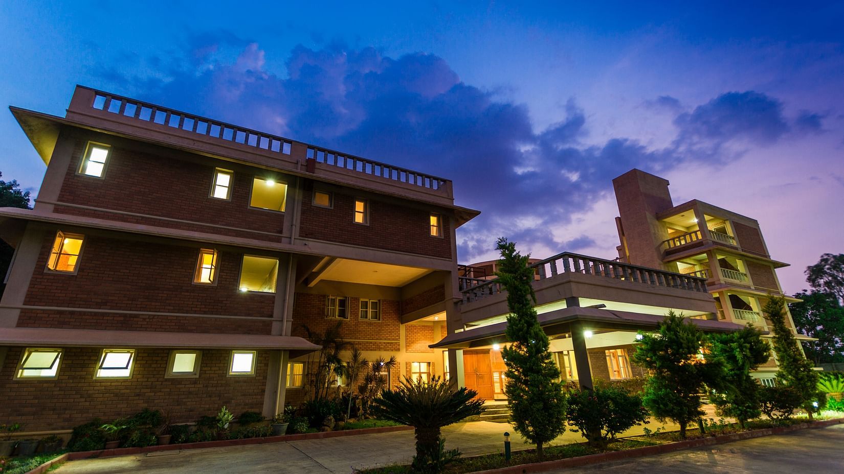 Saiacs CEO center  Hotel SAIACS CEO Centre Bangalore - Front Pic