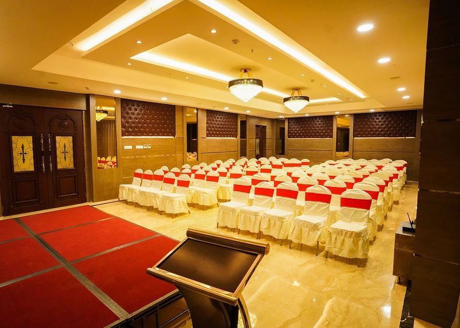 V Five Hotel - interiors of MAHARANI banquet conference hall
