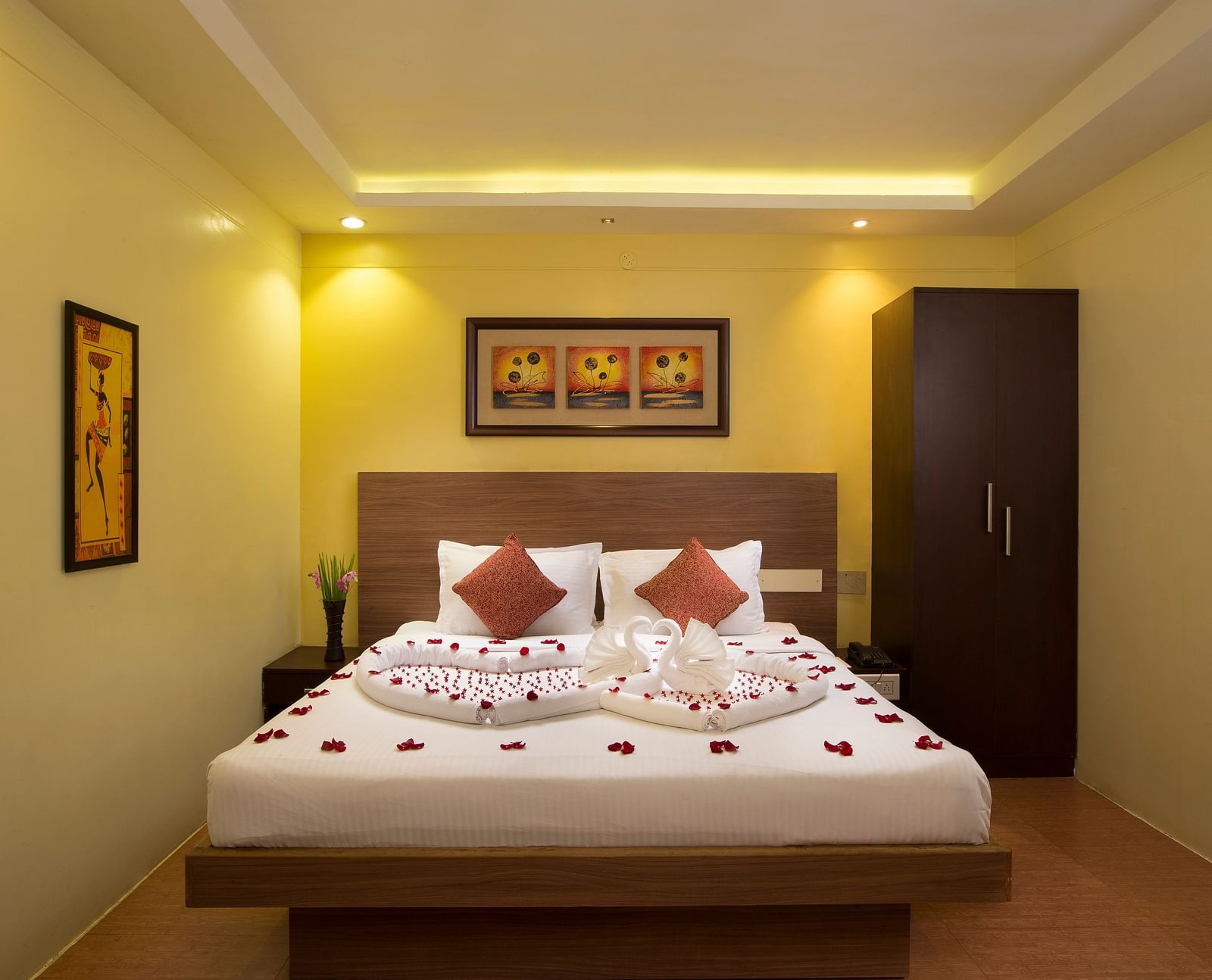 Superior Rooms at TGI Star Holiday Resort Yercaud