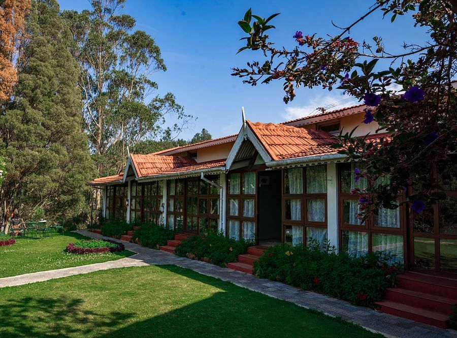 facade - sherlock in ooty