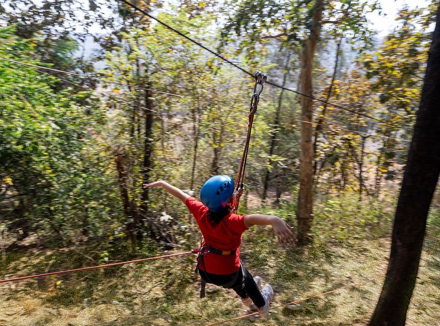 alt-text ZipLine Hero