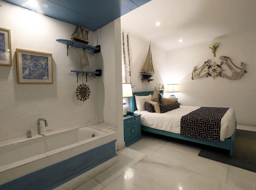 White Mischief Suite in Puri 0