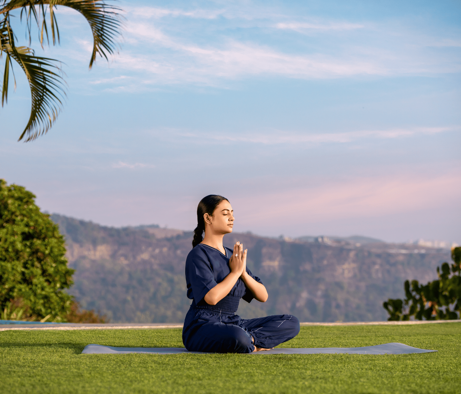 yoga - activity - cherra 56A