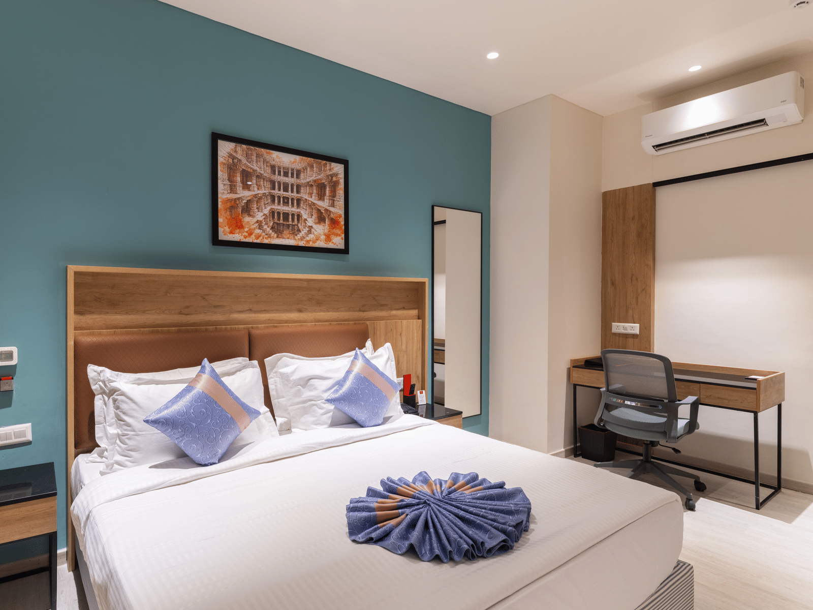 Standard Room King